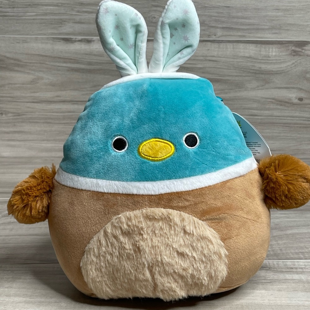 Squishmallow Daksa Avery Fuzzy Belly  8”